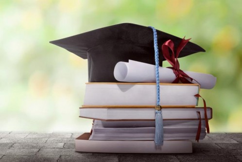 اطلاعیه دانشجویان متقاضی بهره مندی از امتیاز رتبه اولی برای پذیرش در مقطع کارشناسی ارشد